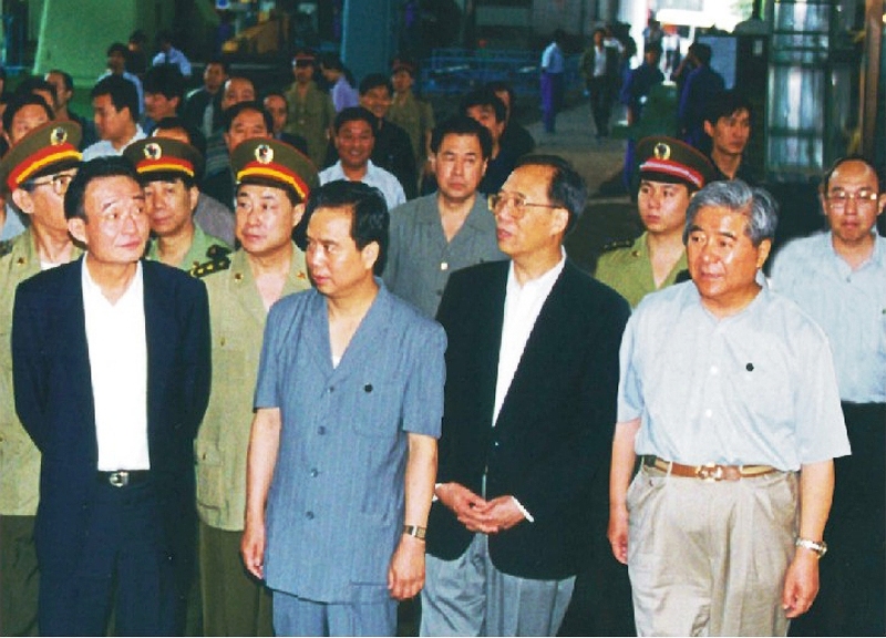 1999年党和国家领导人吴邦国、曾培炎、陕西省领导李建国、程安东来征途国际视察