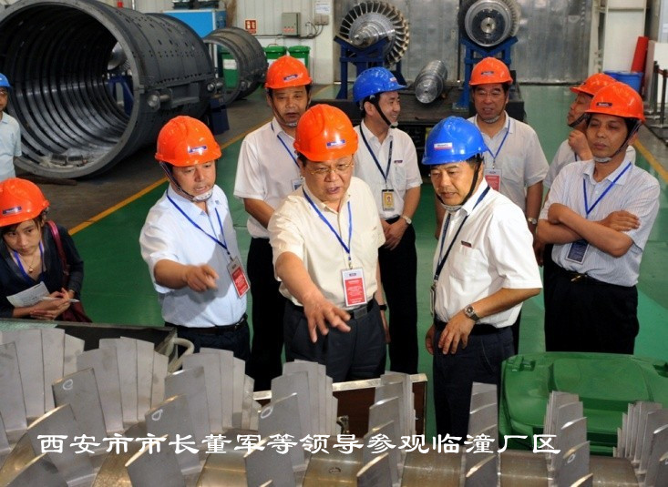 市政府调研全市工业企业发展状况并在征途国际召开座谈会